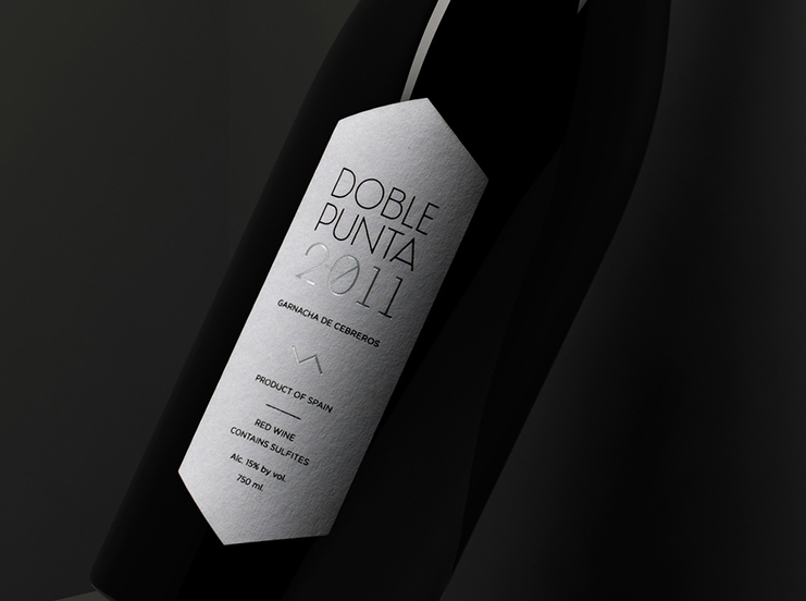 [上海包裝設(shè)計]雙尖瓶葡萄酒包裝設(shè)計